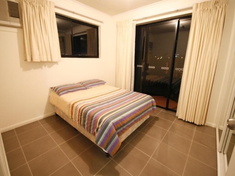 75 Thorn Street, Kangaroo Point QLD 4169