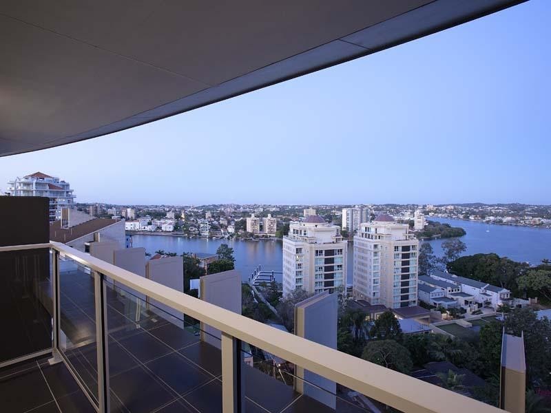 82 O’Connell Street, Kangaroo Point QLD 4169
