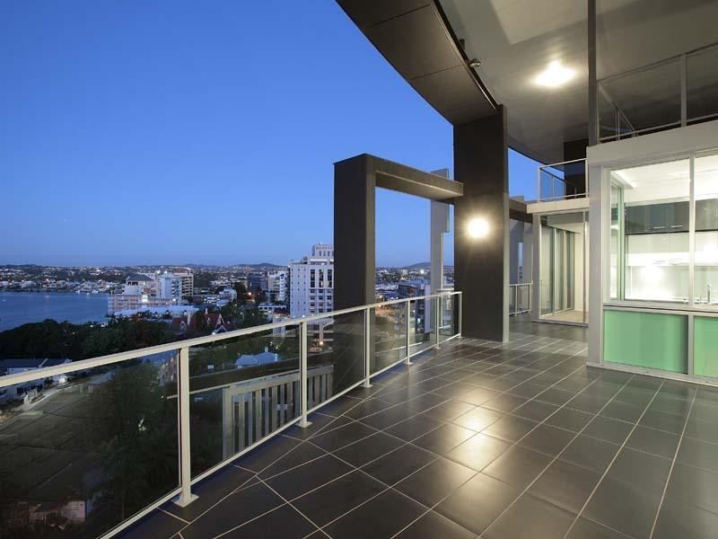 82 O’Connell Street, Kangaroo Point QLD 4169