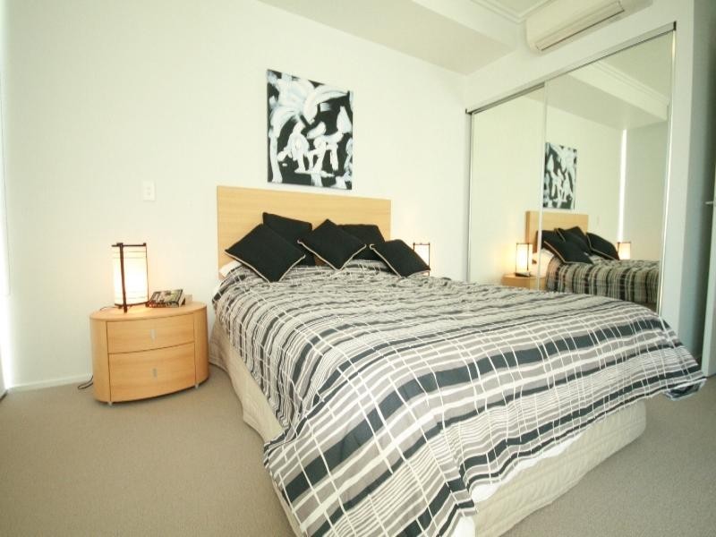 89 Lambert Street, Kangaroo Point QLD 4169