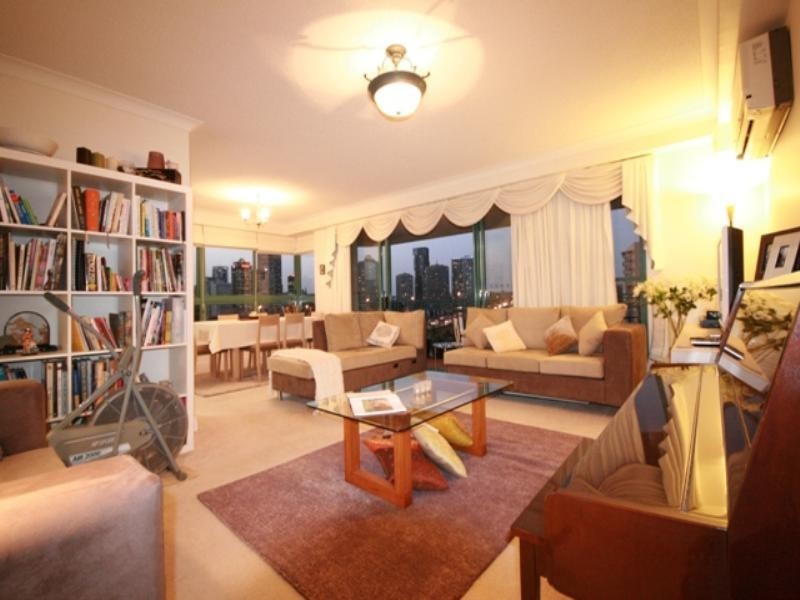 1 Goodwin Street, Kangaroo Point QLD 4169