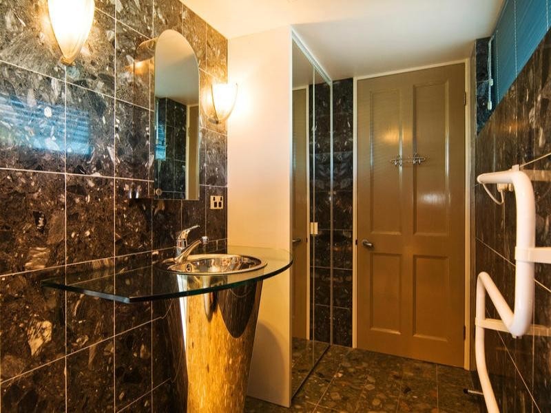 301 Main Street, Kangaroo Point QLD 4169