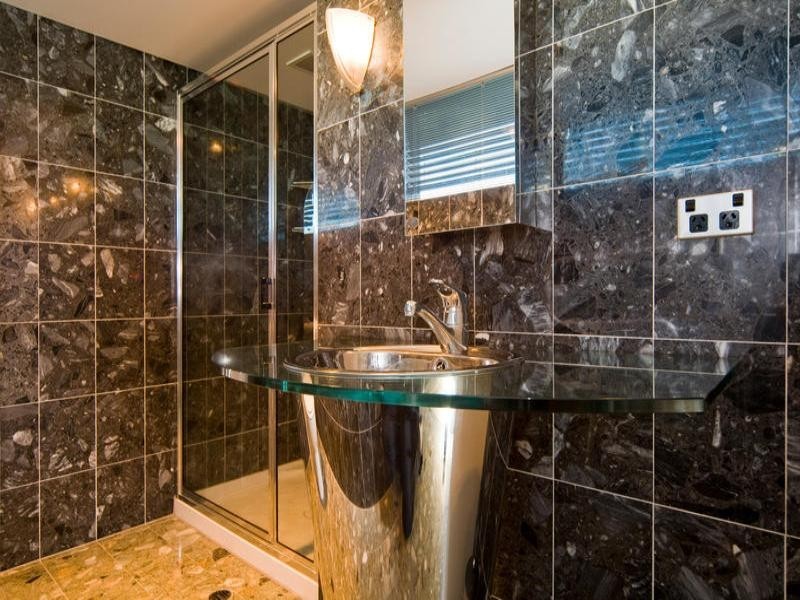 301 Main Street, Kangaroo Point QLD 4169