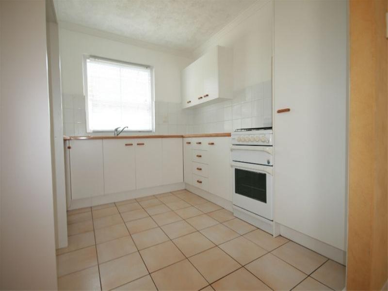 3 49 Lockerbie Street, Kangaroo Point QLD 4169