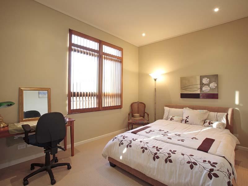 241 Wellington Road, Kangaroo Point QLD 4169