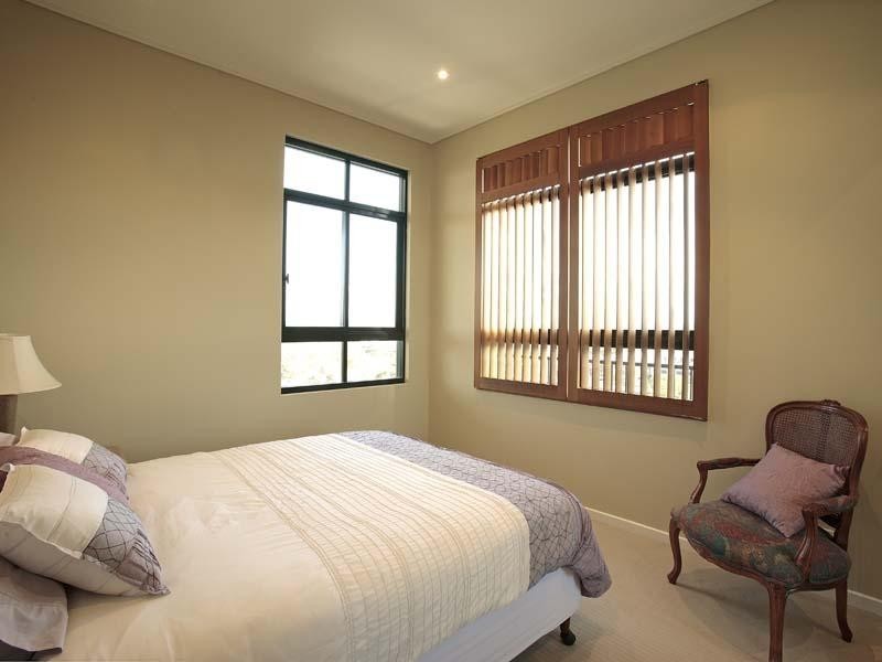 241 Wellington Road, Kangaroo Point QLD 4169