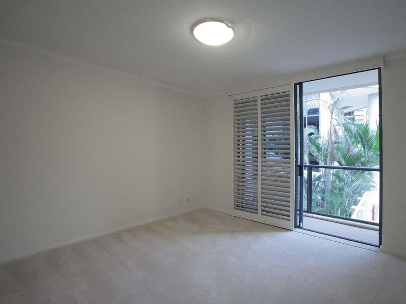 5/8 Goodwin Street, Kangaroo Point QLD 4169