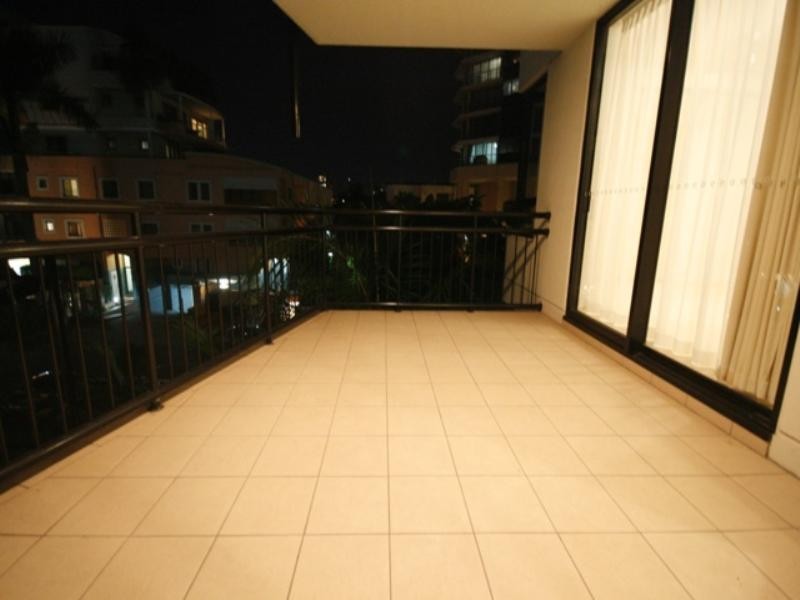 15 Goodwin Street, Kangaroo Point QLD 4169