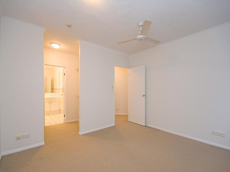 Level 2 39/50 Rotherham Street, Kangaroo Point QLD 4169