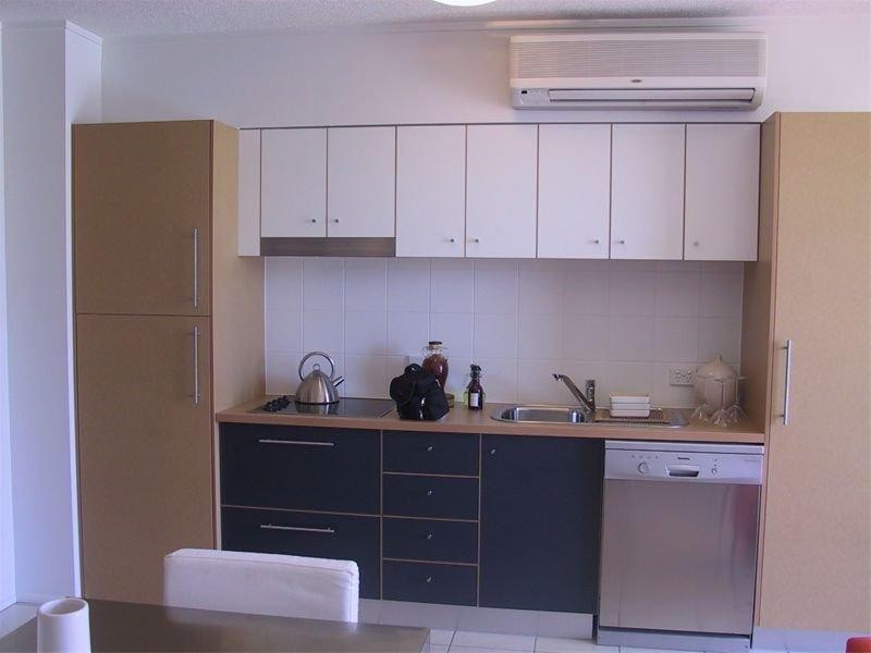 63/15 Goodwin Street, Kangaroo Point QLD 4169