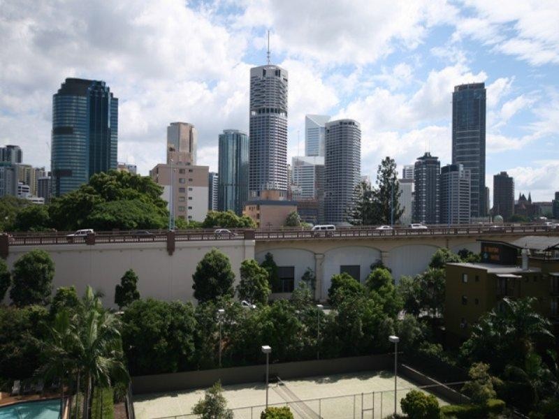 63/15 Goodwin Street, Kangaroo Point QLD 4169