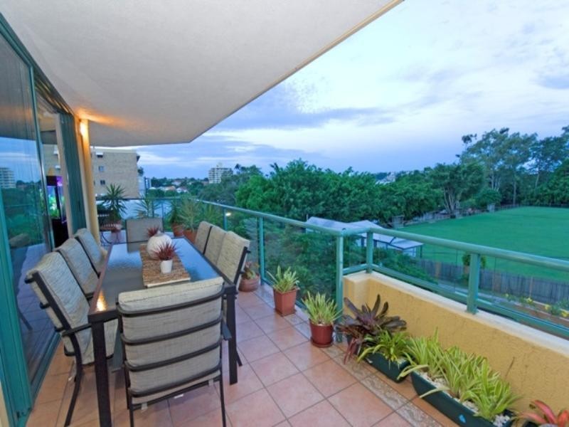 3/10 Park Avenue, Kangaroo Point QLD 4169