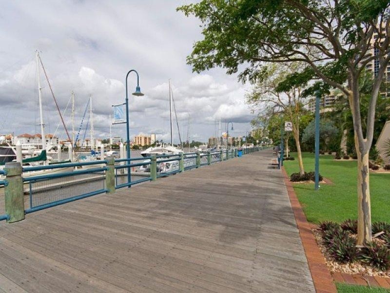 2/8 Goodwin Street, Kangaroo Point QLD 4169