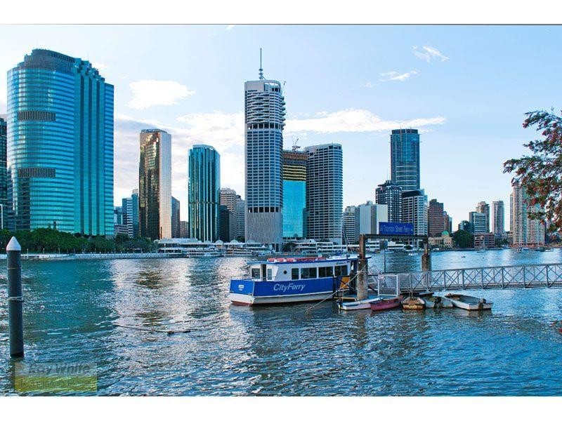 43/45 Deakin Street, Kangaroo Point QLD 4169