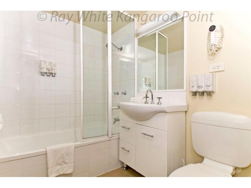 339/85 Deakin Street, Kangaroo Point QLD 4169