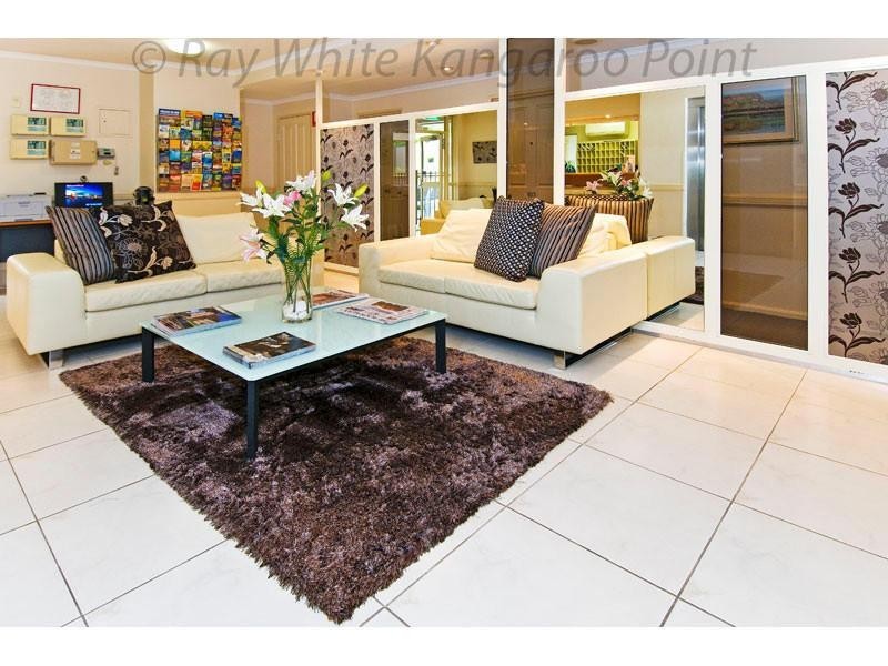 339/85 Deakin Street, Kangaroo Point QLD 4169