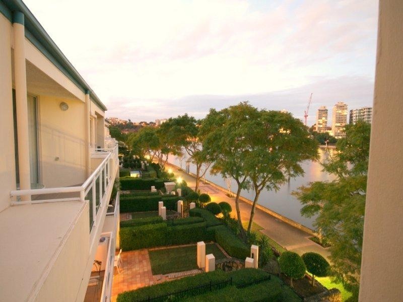 37/50 Rotherham Street, Kangaroo Point QLD 4169