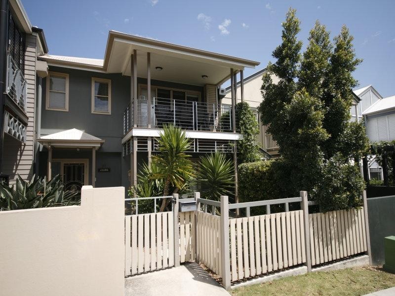 31 Balmoral Terrace, East Brisbane QLD 4169