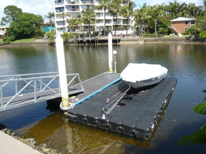 16 Paradise Island, Surfers Paradise QLD 4217