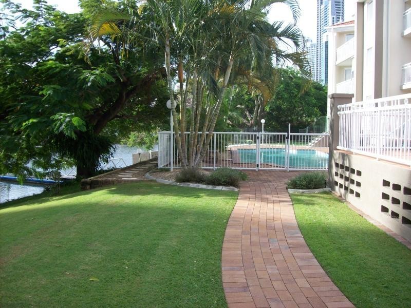 14/16 Paradise Island, Surfers Paradise QLD 4217