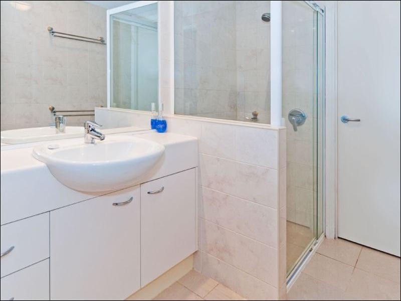 76/321 Main Street, Kangaroo Point QLD 4169