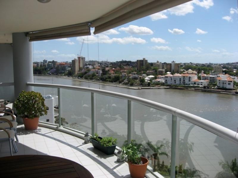 31/30 O’Connell Street, Kangaroo Point QLD 4169