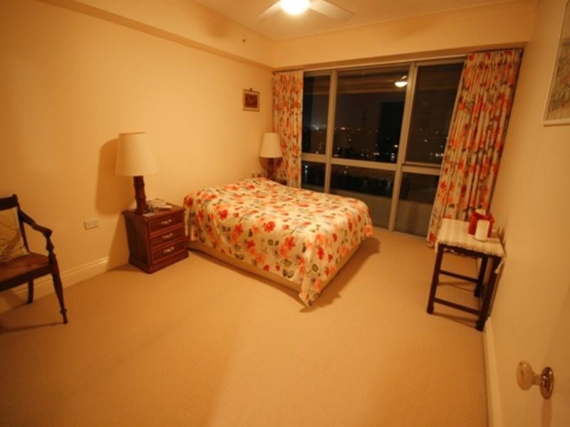 31/30 O’Connell Street, Kangaroo Point QLD 4169