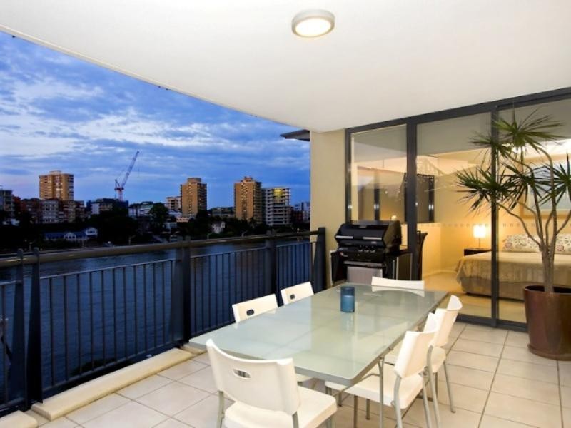 607/1 Holman Street, Kangaroo Point QLD 4169