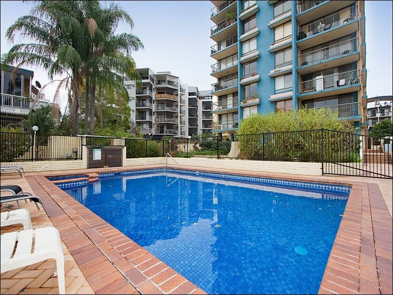 2/89 Thorn Street, Kangaroo Point QLD 4169
