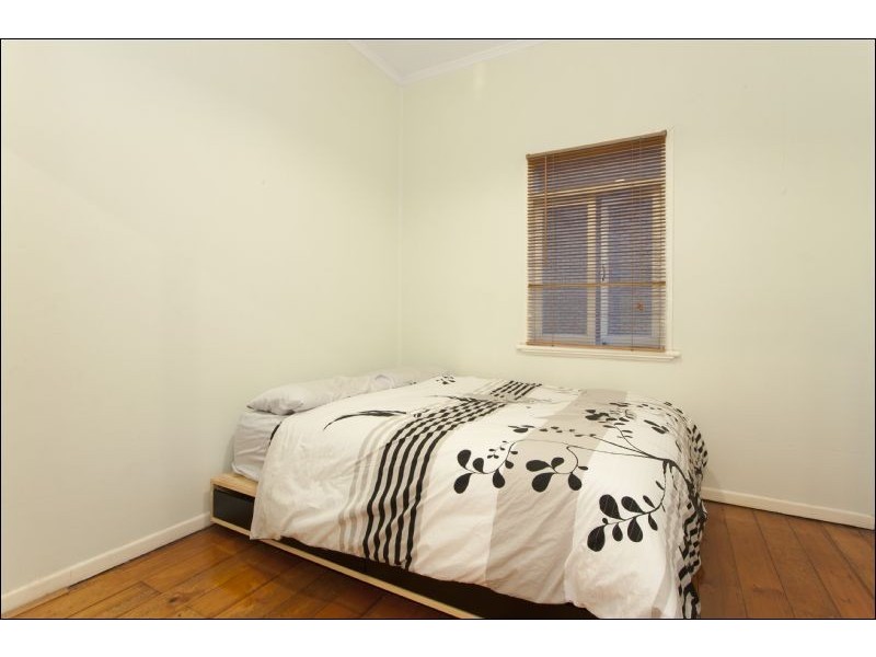 22 Grace Street, Kangaroo Point QLD 4169