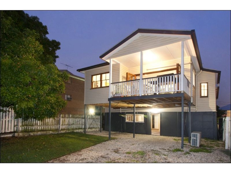 22 Grace Street, Kangaroo Point QLD 4169