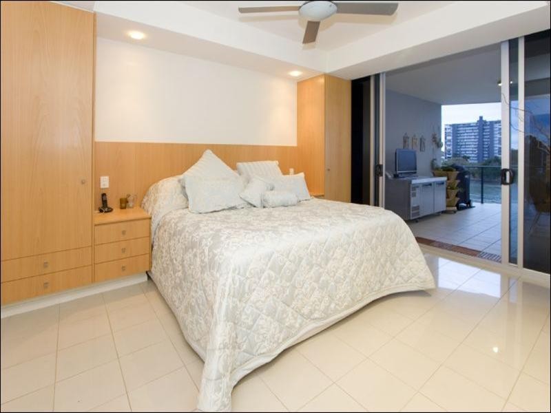 12/98 Thorn Street, Kangaroo Point QLD 4169