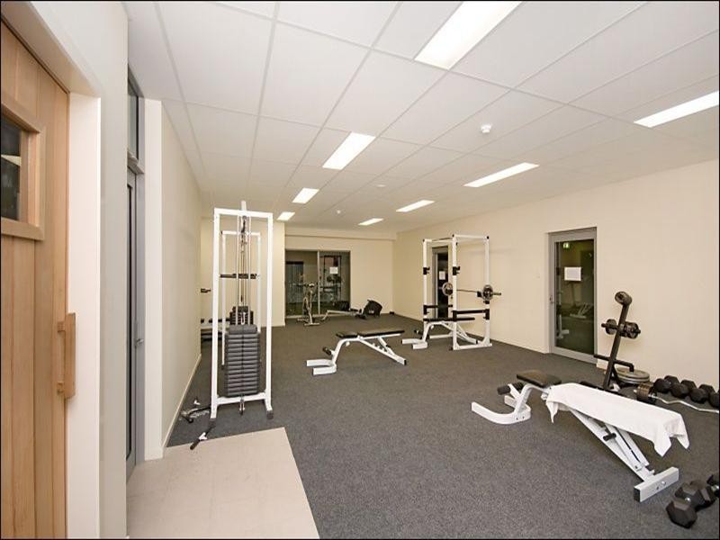 4/215 Wellington Road, East Brisbane QLD 4169
