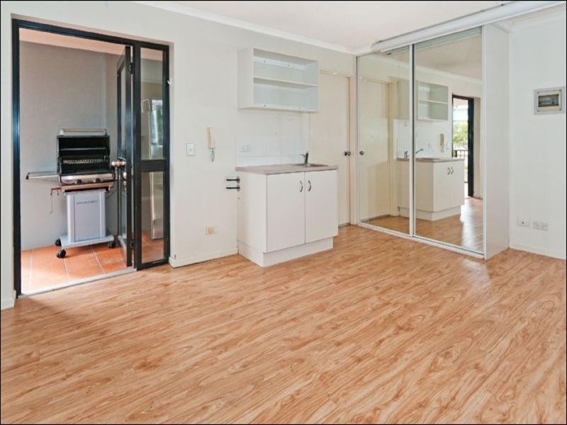 14/75 Thorn Street, Kangaroo Point QLD 4169