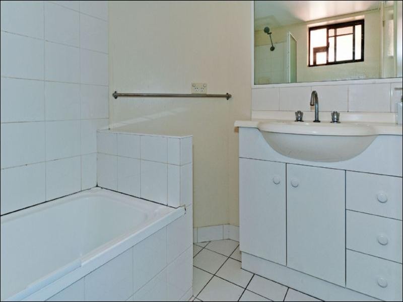 14/75 Thorn Street, Kangaroo Point QLD 4169