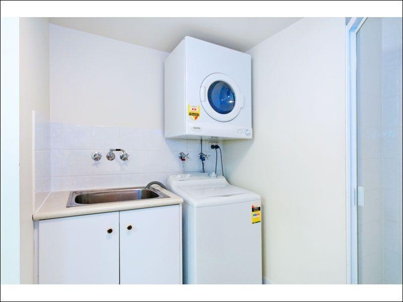 11/45 Deakin Street, Kangaroo Point QLD 4169