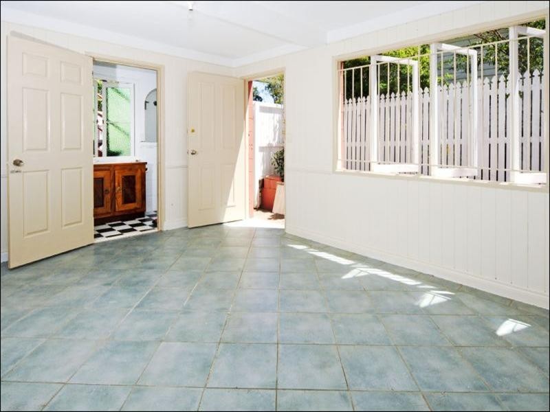 14 Paton Street, Kangaroo Point QLD 4169