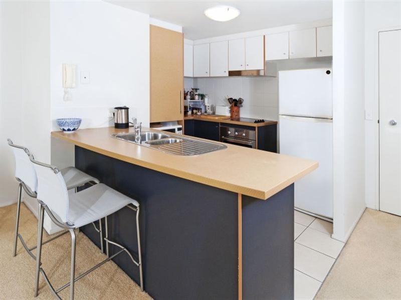 126/15 Goodwin Street, Kangaroo Point QLD 4169