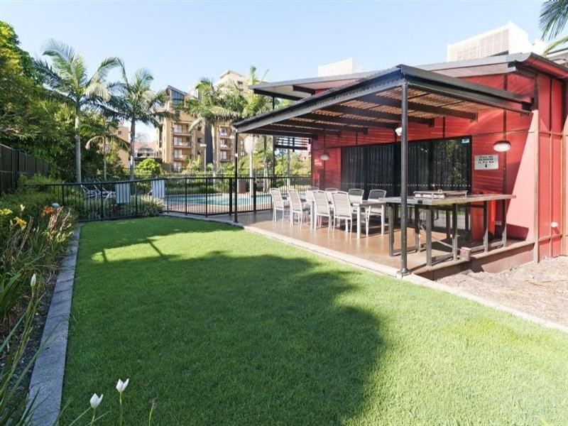 126/15 Goodwin Street, Kangaroo Point QLD 4169