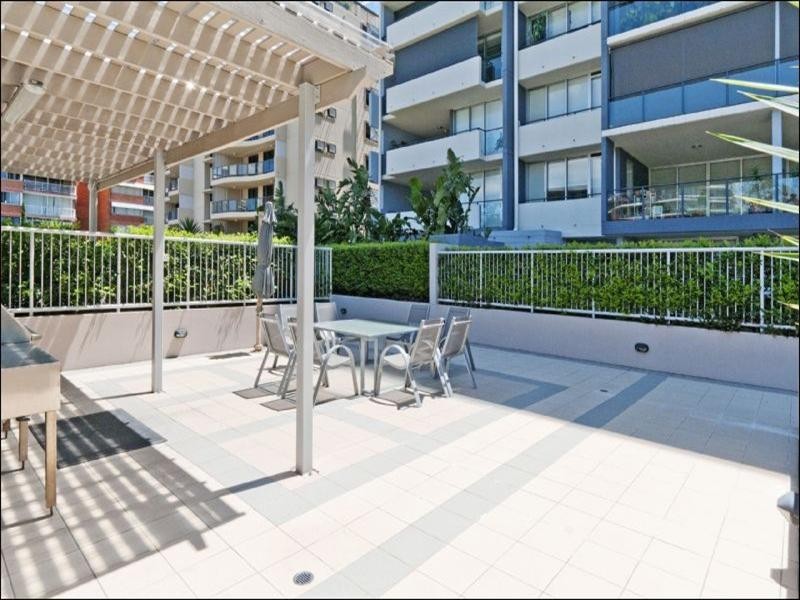 38/98 Thorn Street, Kangaroo Point QLD 4169