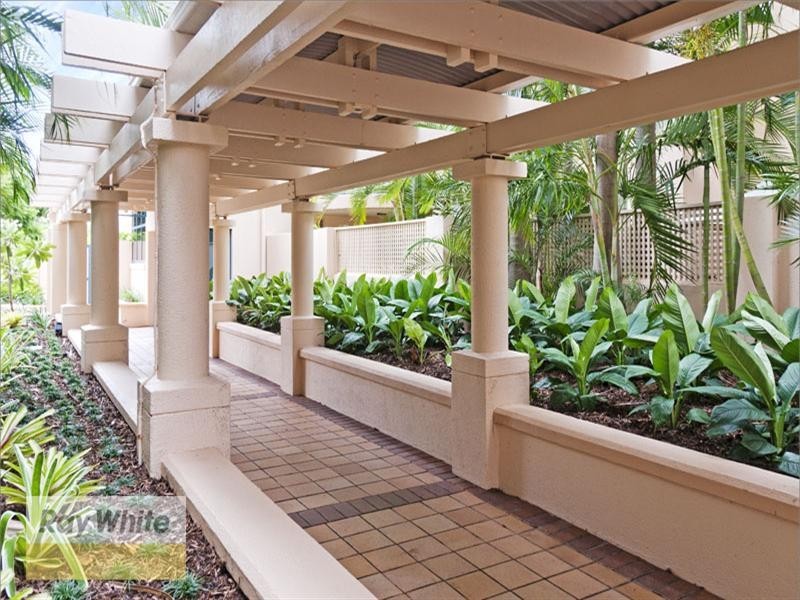 10/8 Goodwin Street, Kangaroo Point QLD 4169