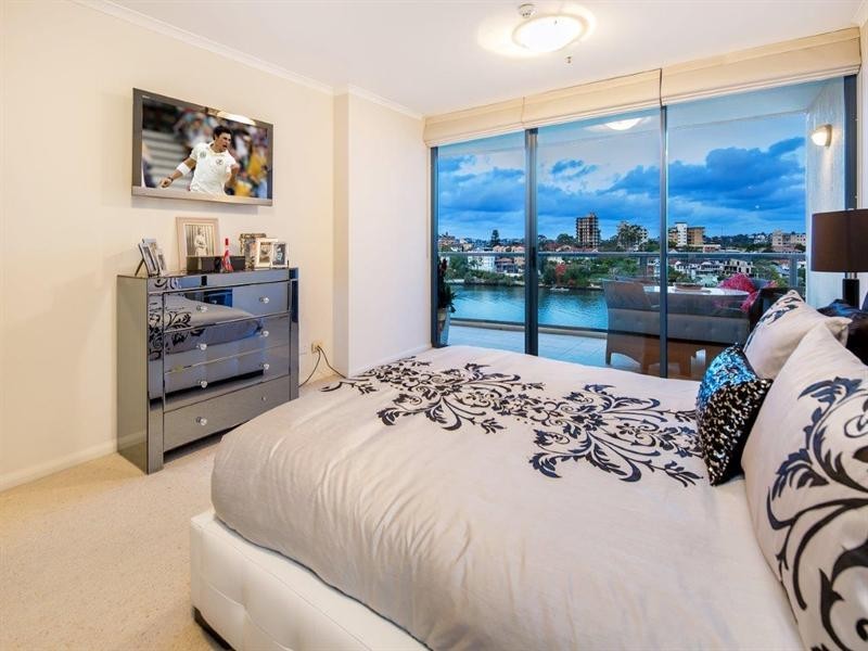 36/8 Goodwin Street, Kangaroo Point QLD 4169