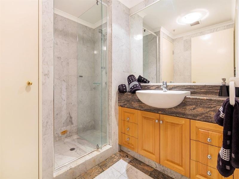 36/8 Goodwin Street, Kangaroo Point QLD 4169
