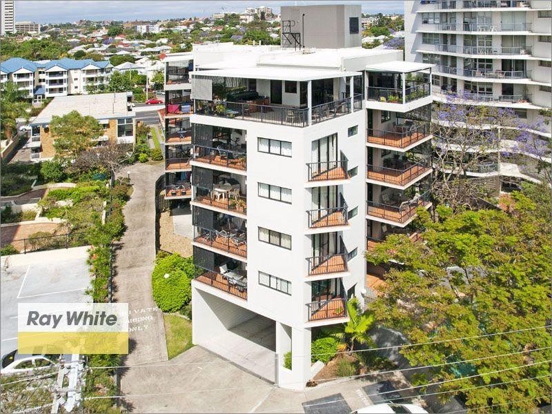 22+23/75 Thorn, Kangaroo Point QLD 4169