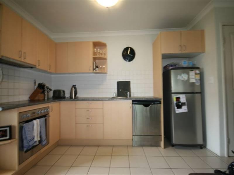 8/442 Main Street, Kangaroo Point QLD 4169