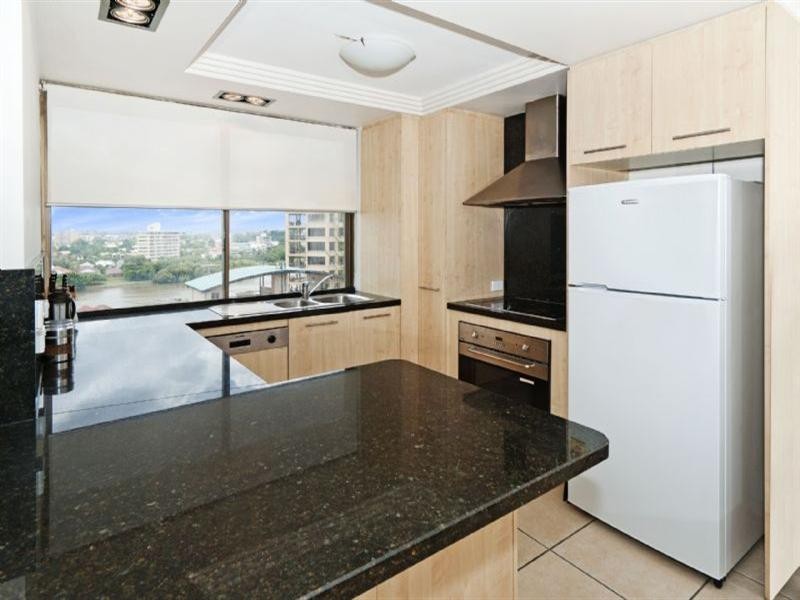 89 Thorn Street, Kangaroo Point QLD 4169