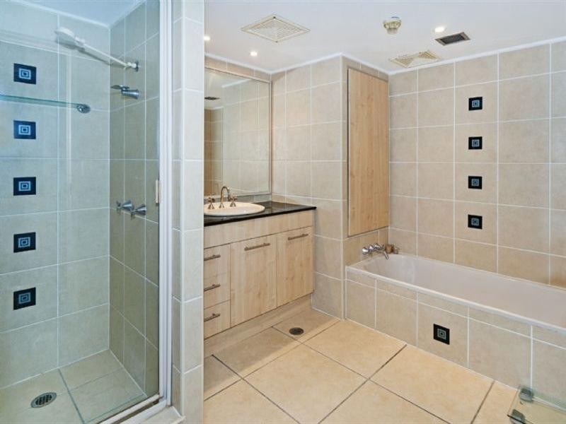 89 Thorn Street, Kangaroo Point QLD 4169