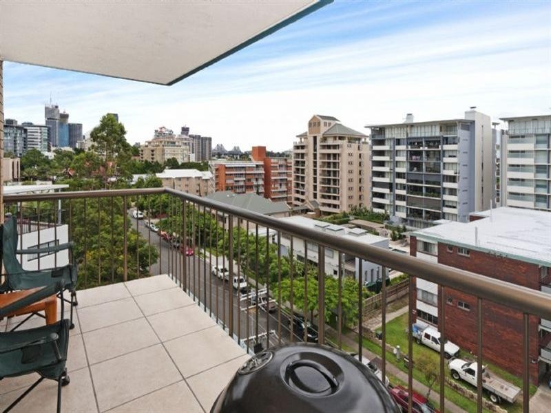 89 Thorn Street, Kangaroo Point QLD 4169