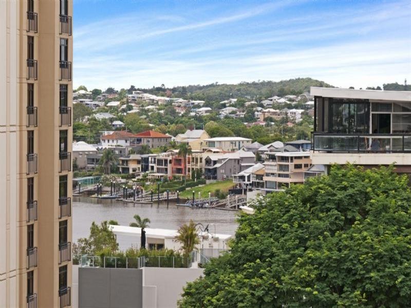 89 Thorn Street, Kangaroo Point QLD 4169