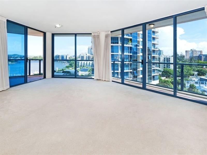 33/8 Goodwin Street, Kangaroo Point QLD 4169